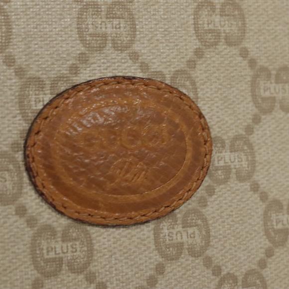 GUCCI GG Plus Supreme Clutch Bag PVC Beige Gold Auth bs23476 - Picture 12 of 16